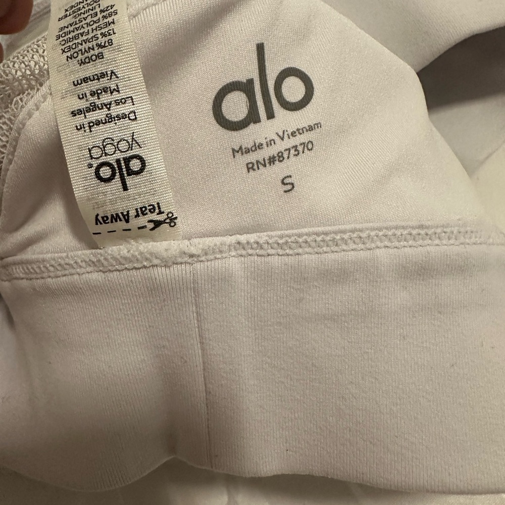 Alo - Picture 4 of 8